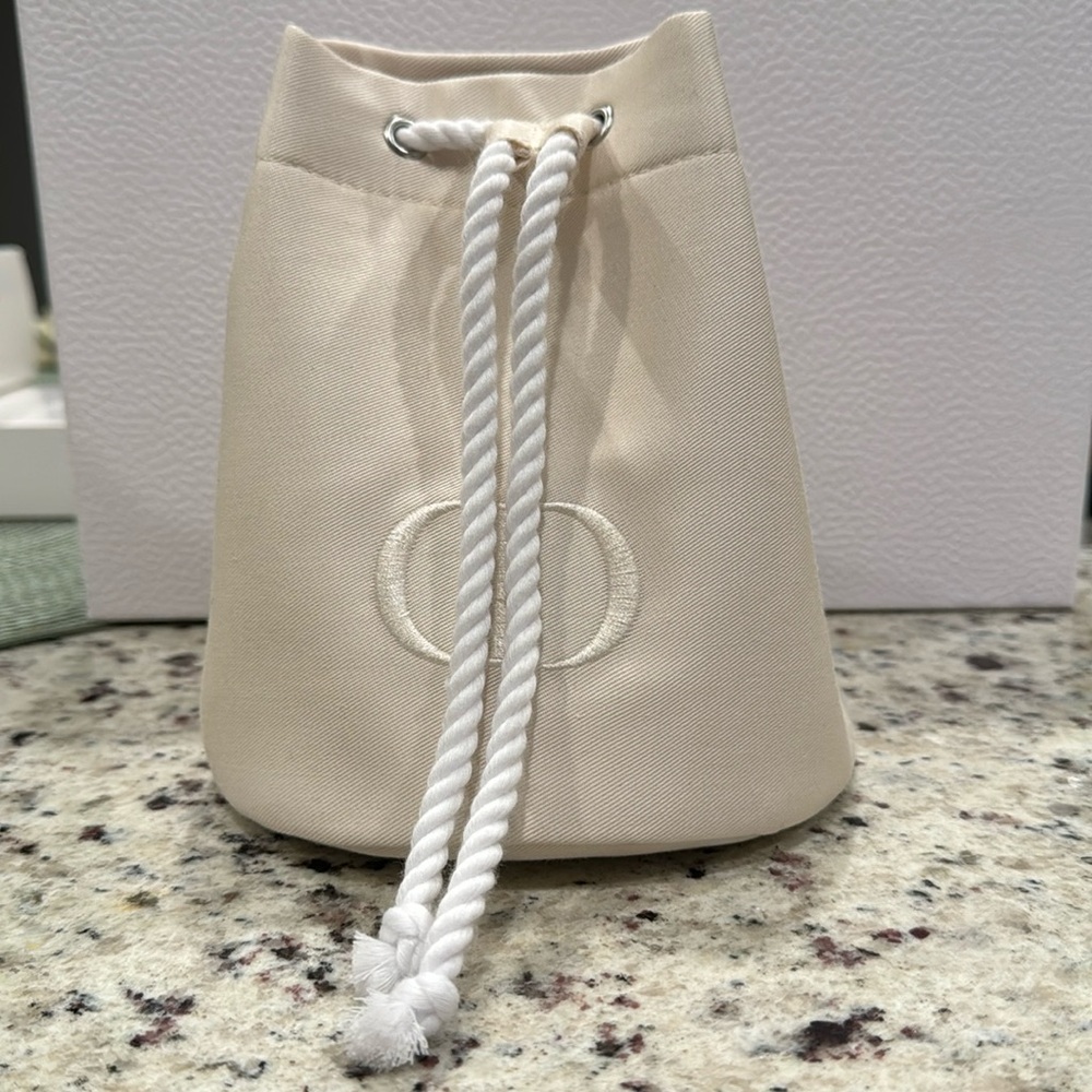 New Christian Dior white mini bucket bag